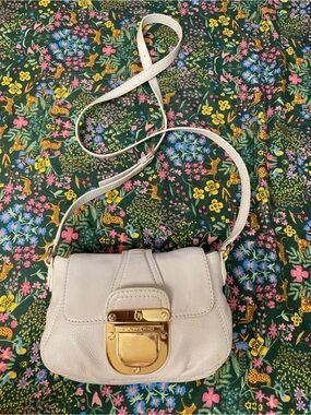 Michael Kors Small Cream Leather Crossbody Bag Gold Turn Lock Purse